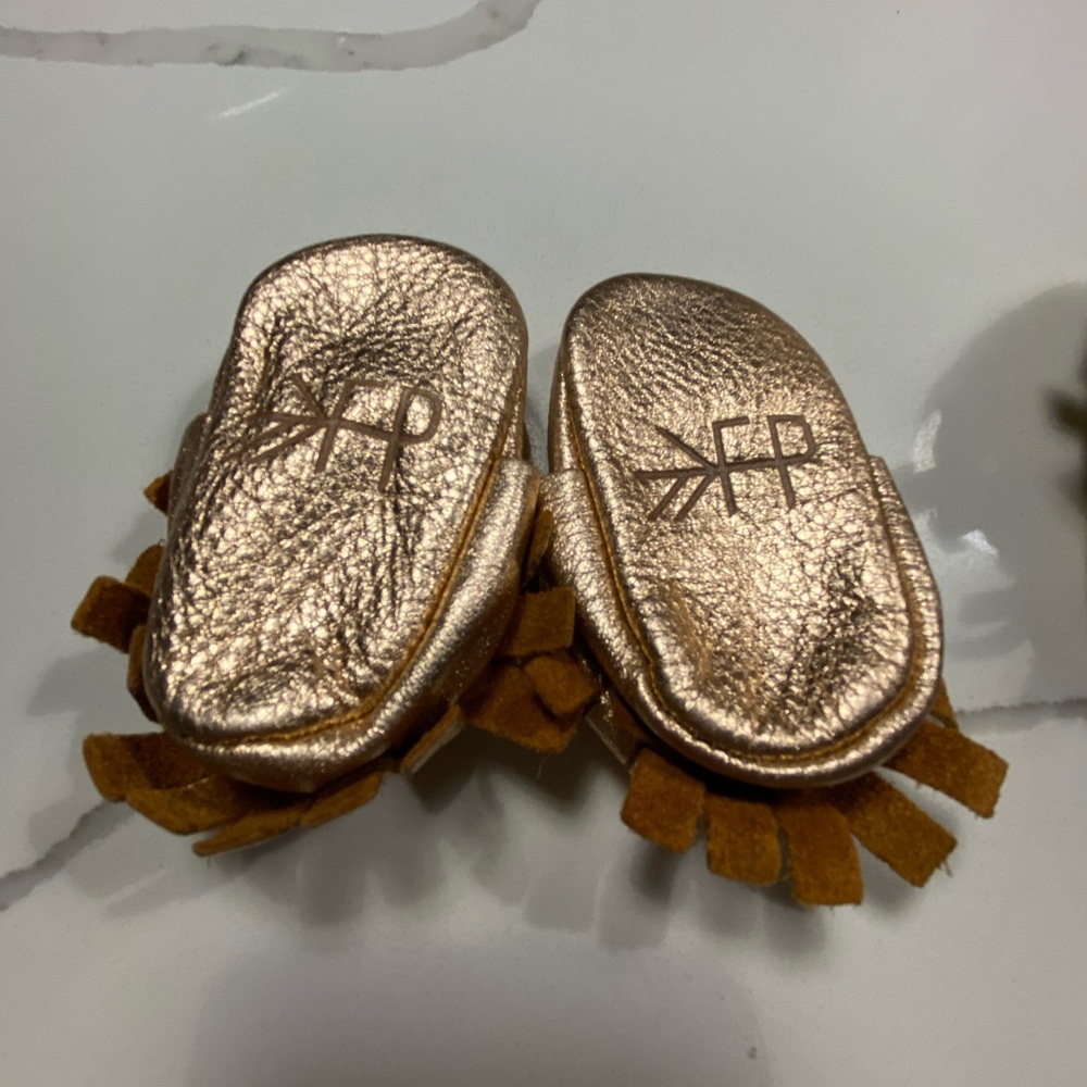 Freshly Picked |{ Leather Moccasin Baby Shoe Bundle - Picture 3 of 8
